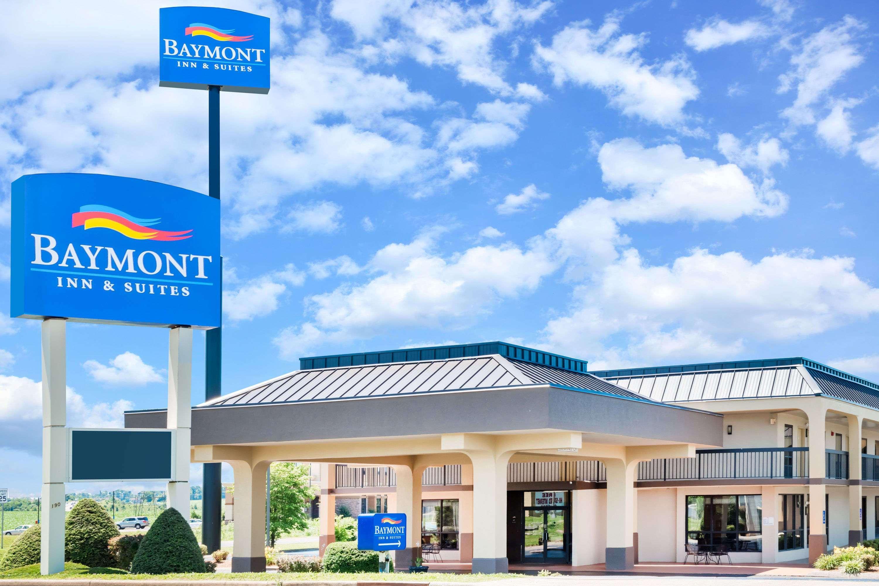 Baymont By Wyndham Clarksville Northeast Екстер'єр фото
